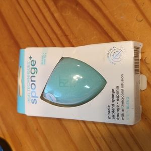 Miracle Airblend Sponge + Blue